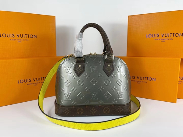 ルイヴィトンバッグ正面デザイン